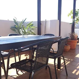 https://top-floor-apartamento-millon.hotelsinnerja.org